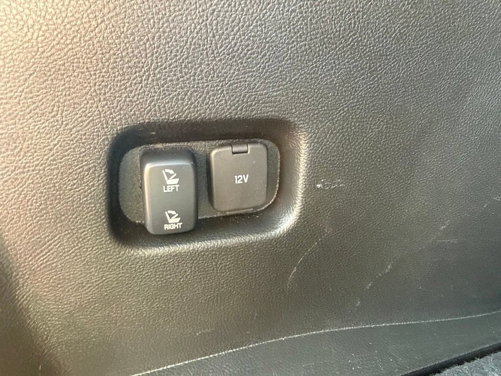 Used 2024 Ford Edge Titanium AWD/4WD image 8