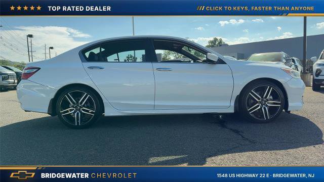 Used 2017 Honda Accord Sport image 12