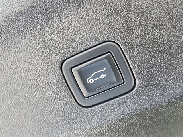 Used 2023 Chevrolet Tahoe Premier w/ Premium Package 2 image 36