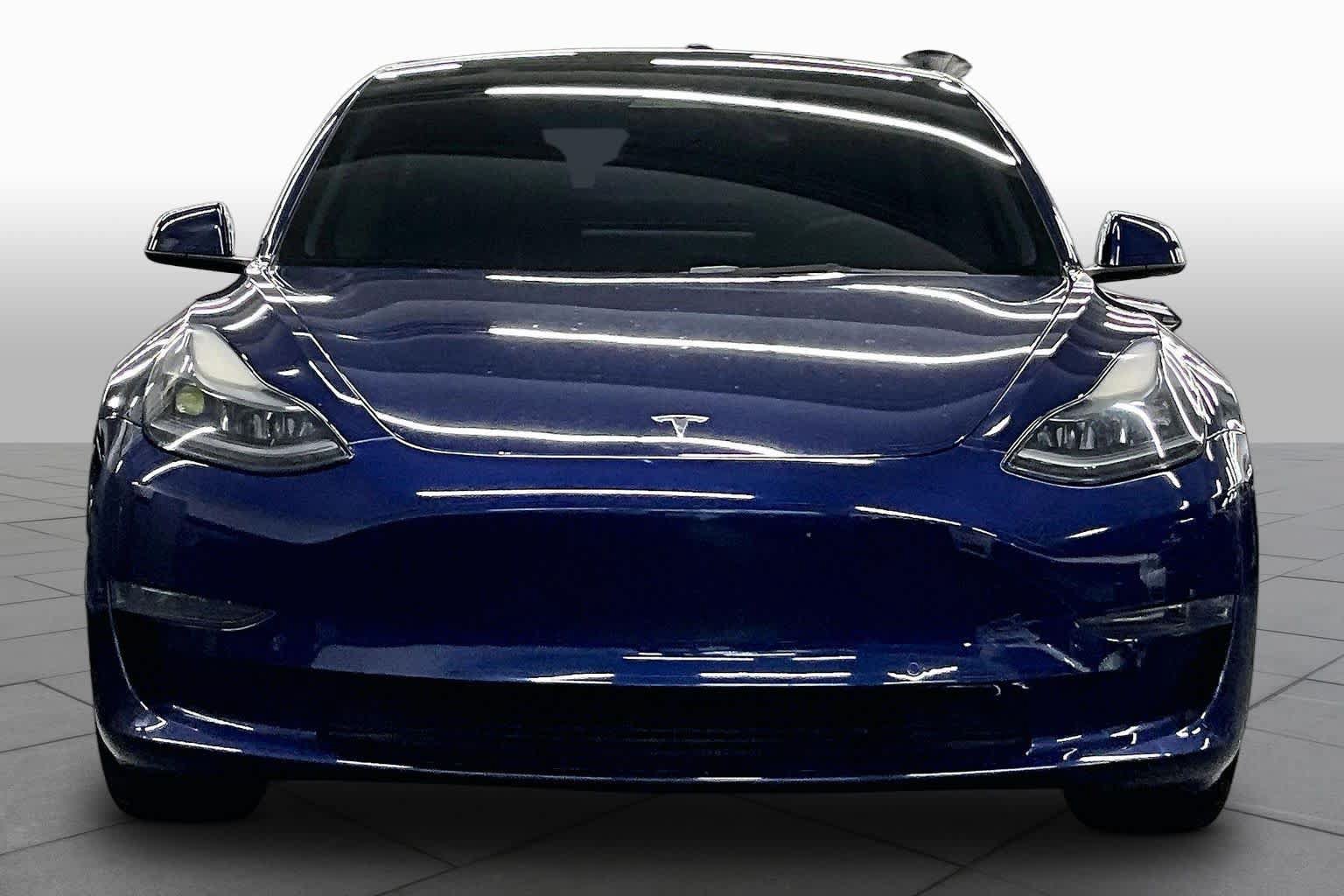 Used 2022 Tesla Model 3 RWD image 3