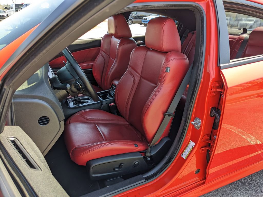 Used 2022 Dodge Charger Scat Pack w/ Navigation & Travel Group image 37