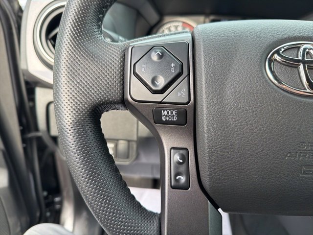 Certified 2023 Toyota Tacoma TRD Off-Road image 20