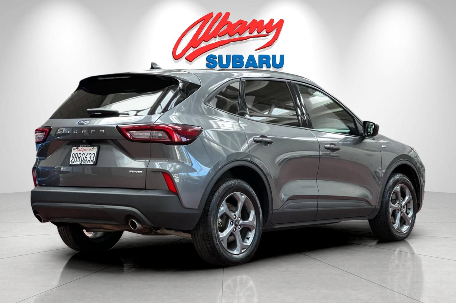 Used 2025 Ford Escape ST-Line Select AWD/4WD image 4