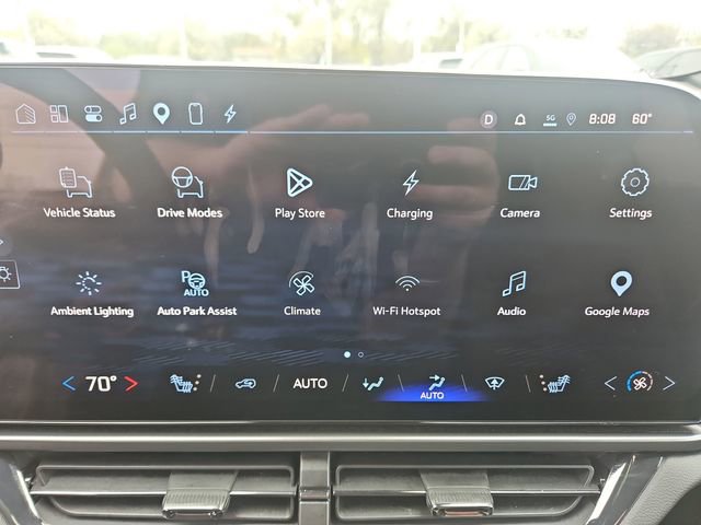 Used 2024 Chevrolet Equinox EV RS FWD image 19