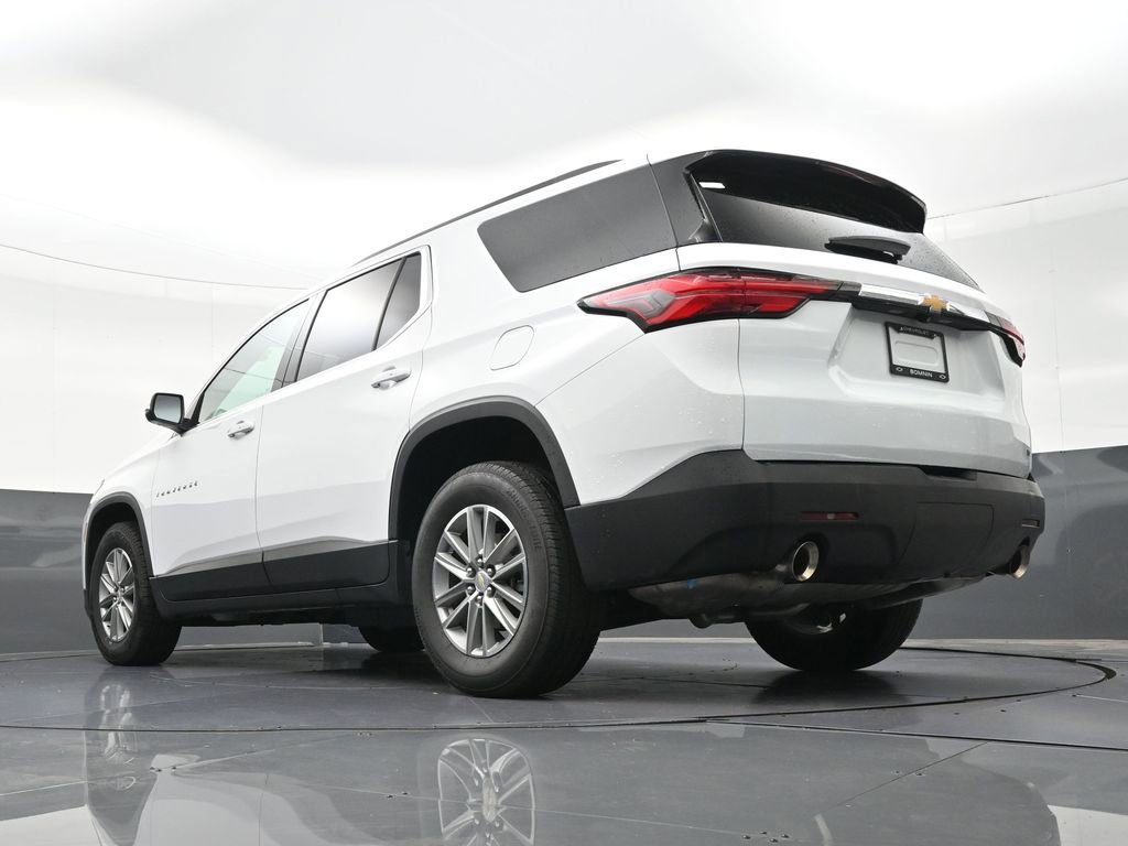 Used 2023 Chevrolet Traverse LT image 26