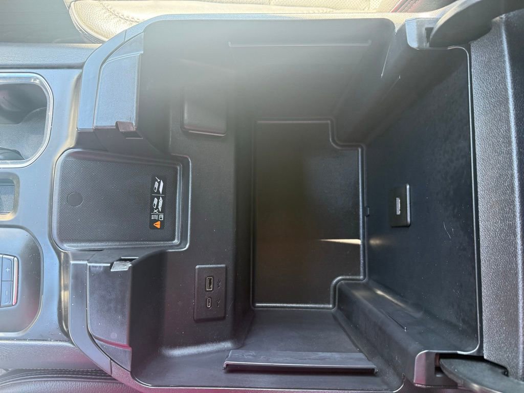 Used 2024 GMC Sierra 2500 Denali w/ Denali Reserve Package image 43