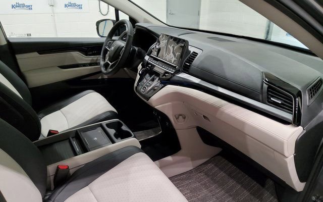 Used 2025 Honda Odyssey Elite image 15