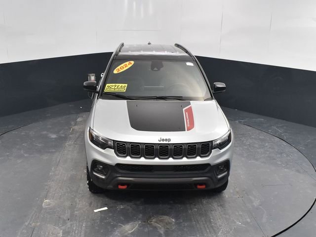 Used 2024 Jeep Compass Trailhawk image 33