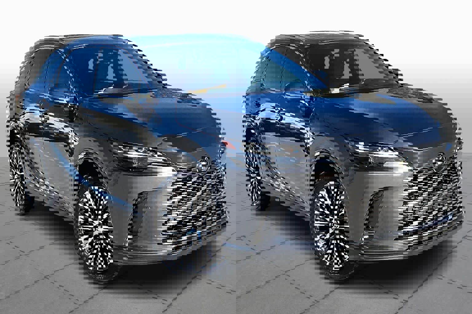 Used 2024 Lexus RX 350 Premium Plus w/ Convenience Package image 3