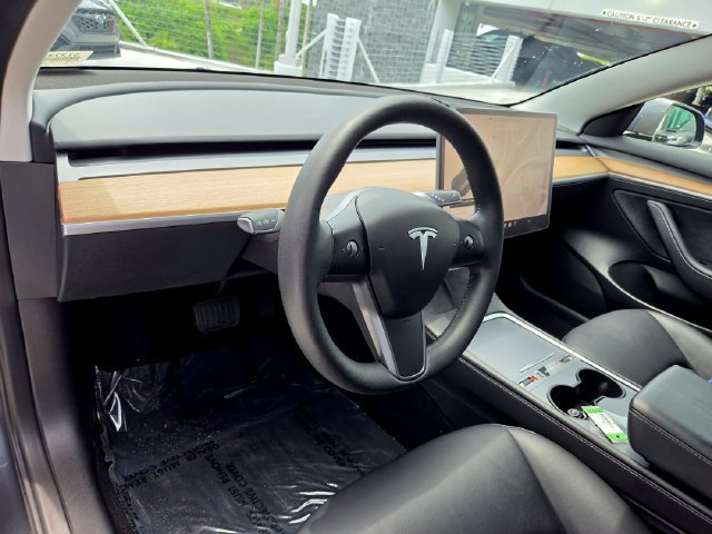 Used 2023 Tesla Model 3 Standard Range RWD image 26