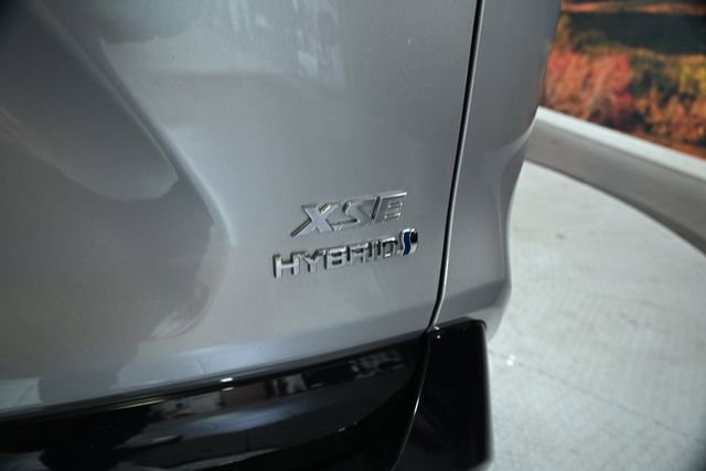 Used 2021 Toyota RAV4 XSE AWD/4WD image 19