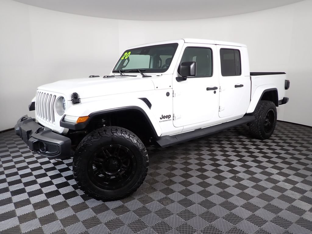 Used 2020 Jeep Gladiator Overland w/ Dual Top Group AWD/4WD image 11