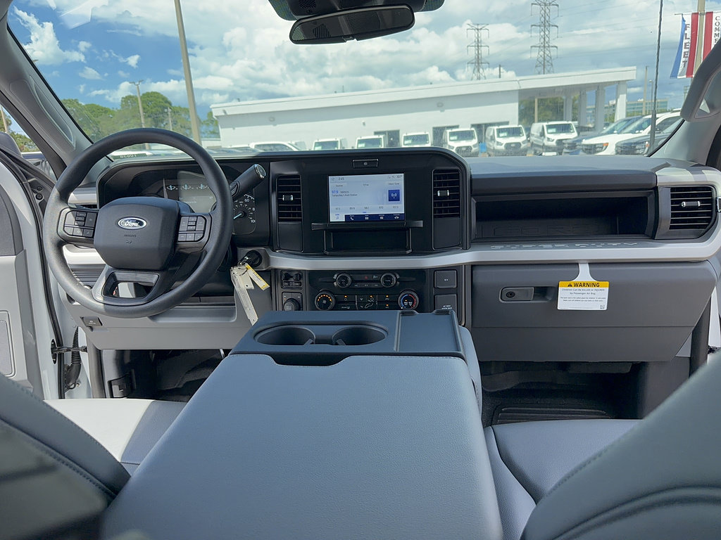New 2026 Ford F550 4x4 Supercab Super Duty image 35