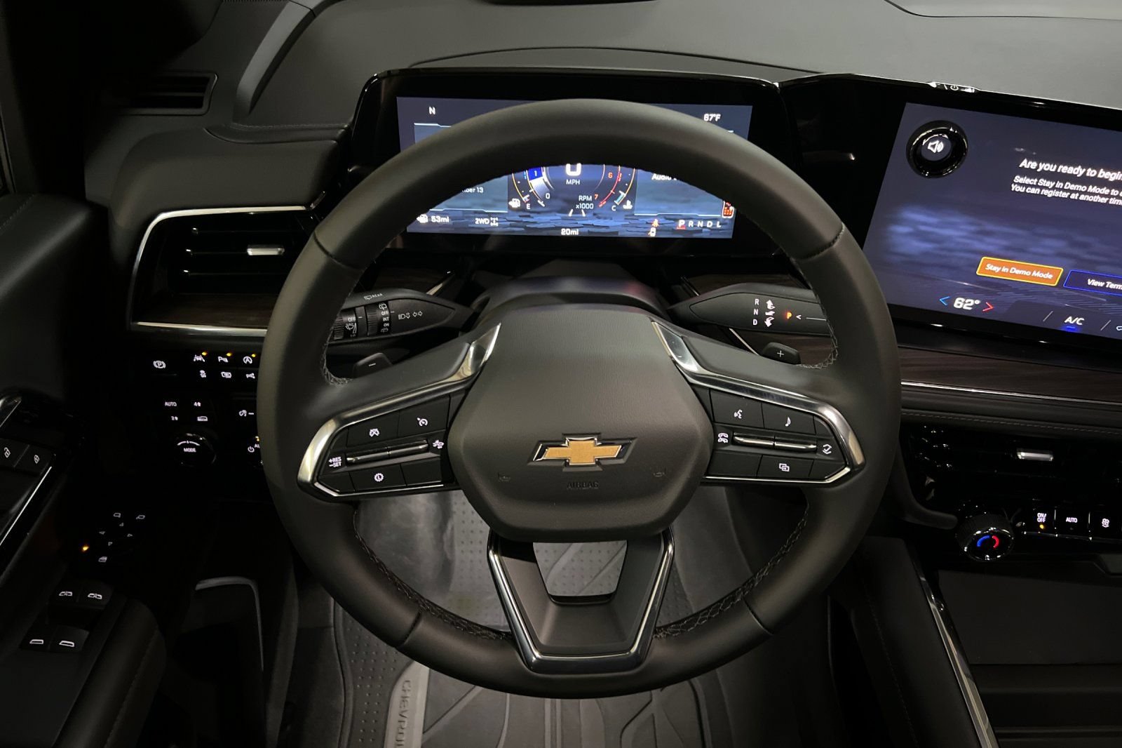 New 2026 Chevrolet Suburban LS AWD/4WD image 14