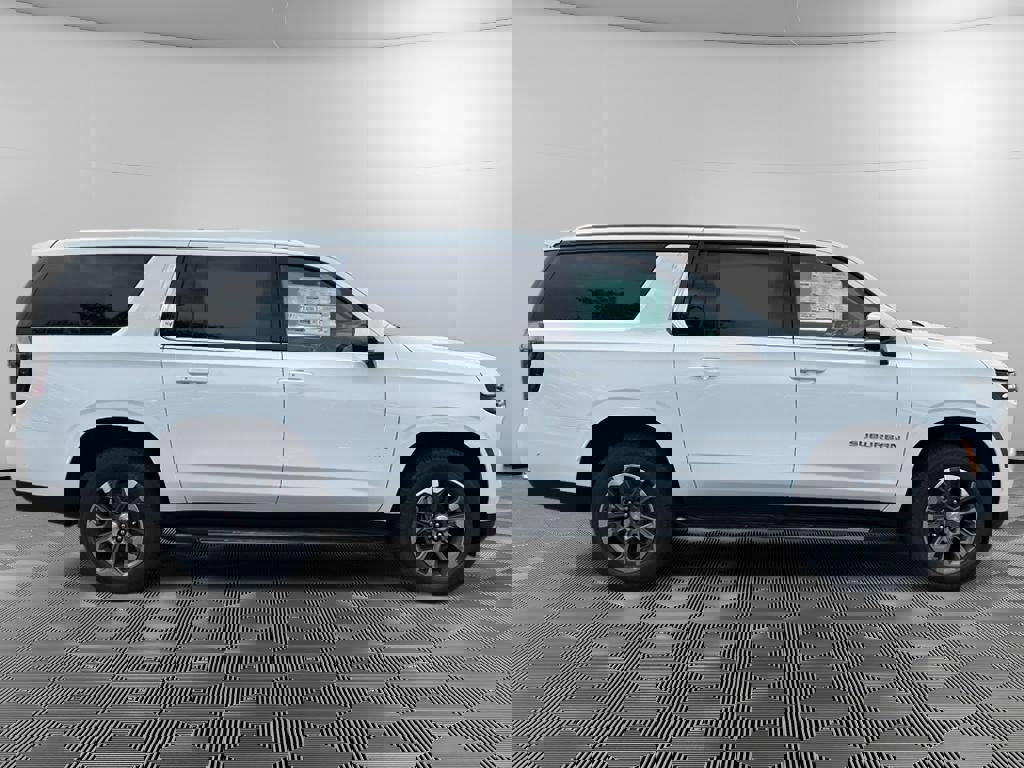 New 2026 Chevrolet Suburban LT w/ Comfort Package image 8