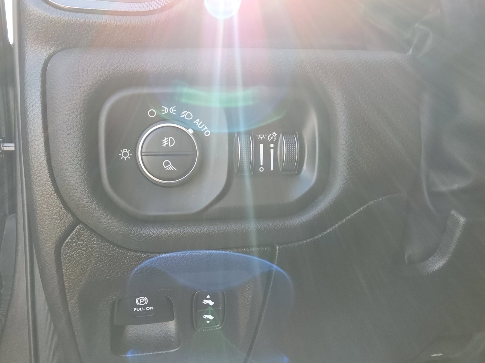 Used 2025 RAM 1500 RHO image 24