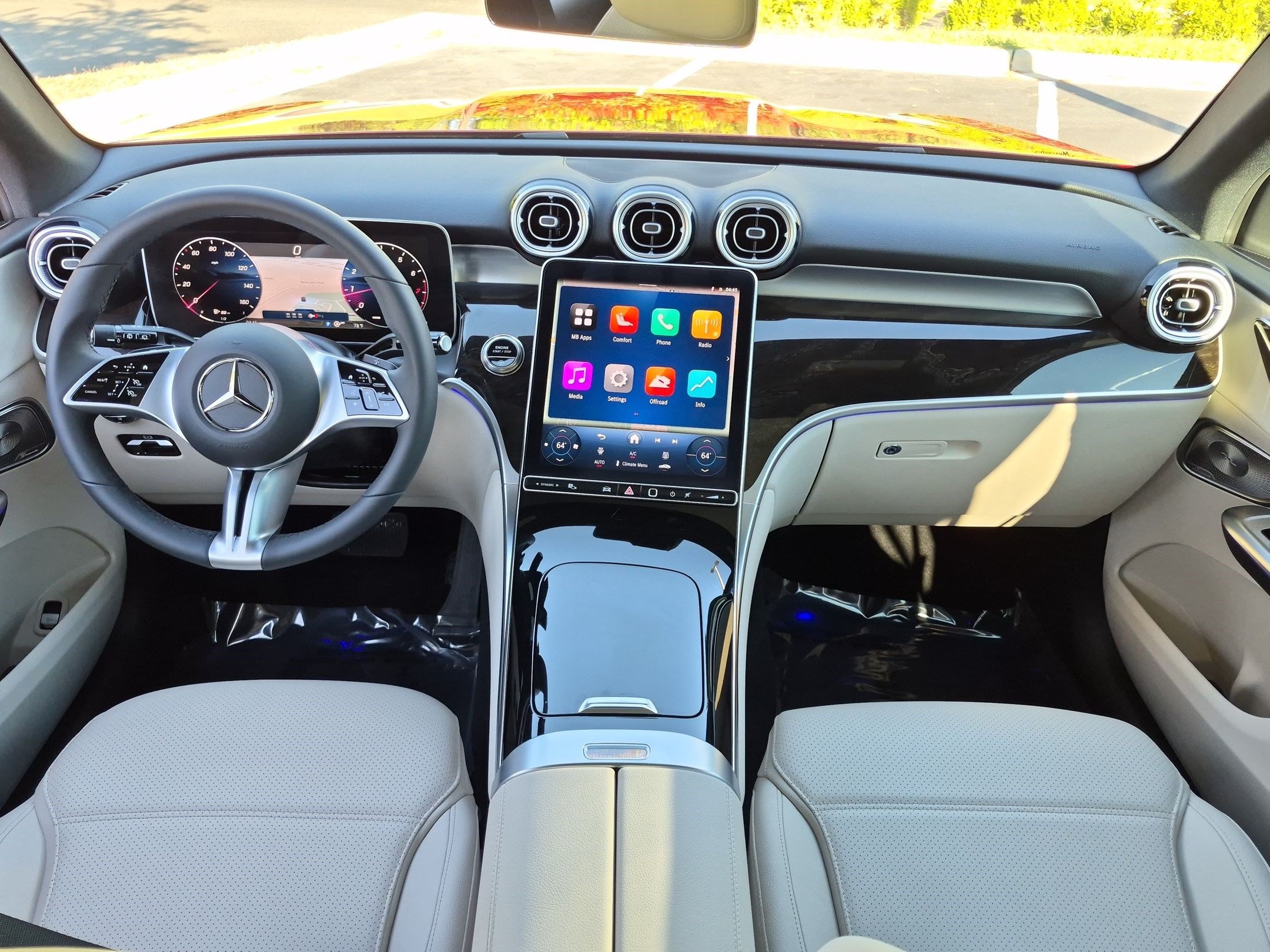 Certified 2026 Mercedes-Benz GLC 300 4MATIC image 29