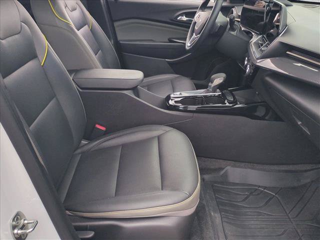 Used 2025 Chevrolet Trax ACTIV w/ Sunroof Package FWD image 20