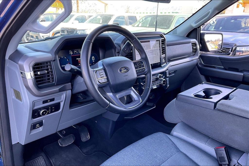 Used 2025 Ford F150 XLT w/ Equipment Group 301A Standard image 12
