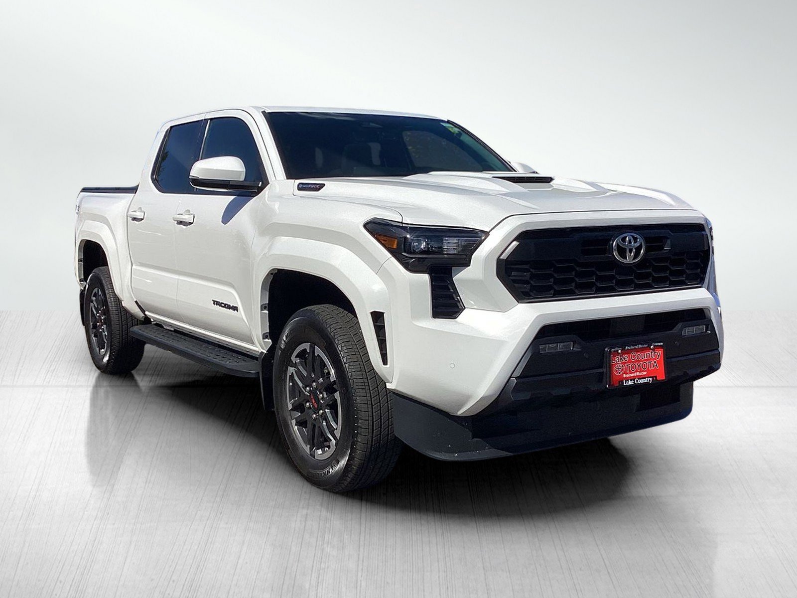 Used 2025 Toyota Tacoma TRD Sport image 7