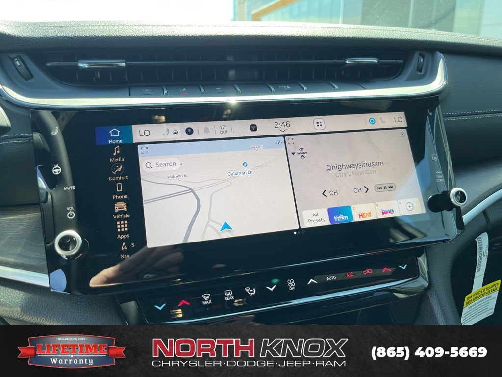 New 2026 Jeep Grand Cherokee Altitude image 8