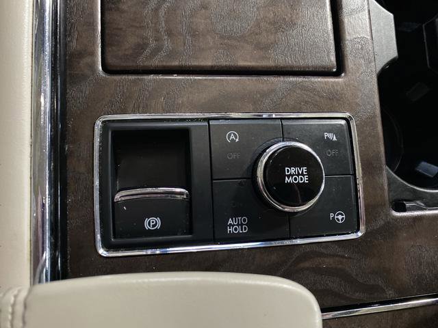 Used 2019 Lincoln Navigator Reserve w/ Cargo Package AWD/4WD image 23