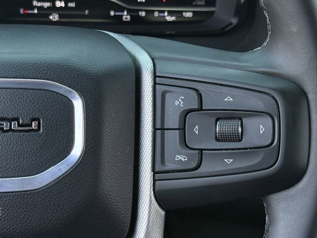 Used 2024 GMC Yukon XL Denali RWD image 16