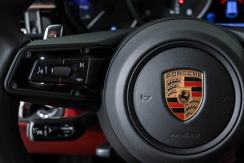 New 2026 Porsche Macan image 10