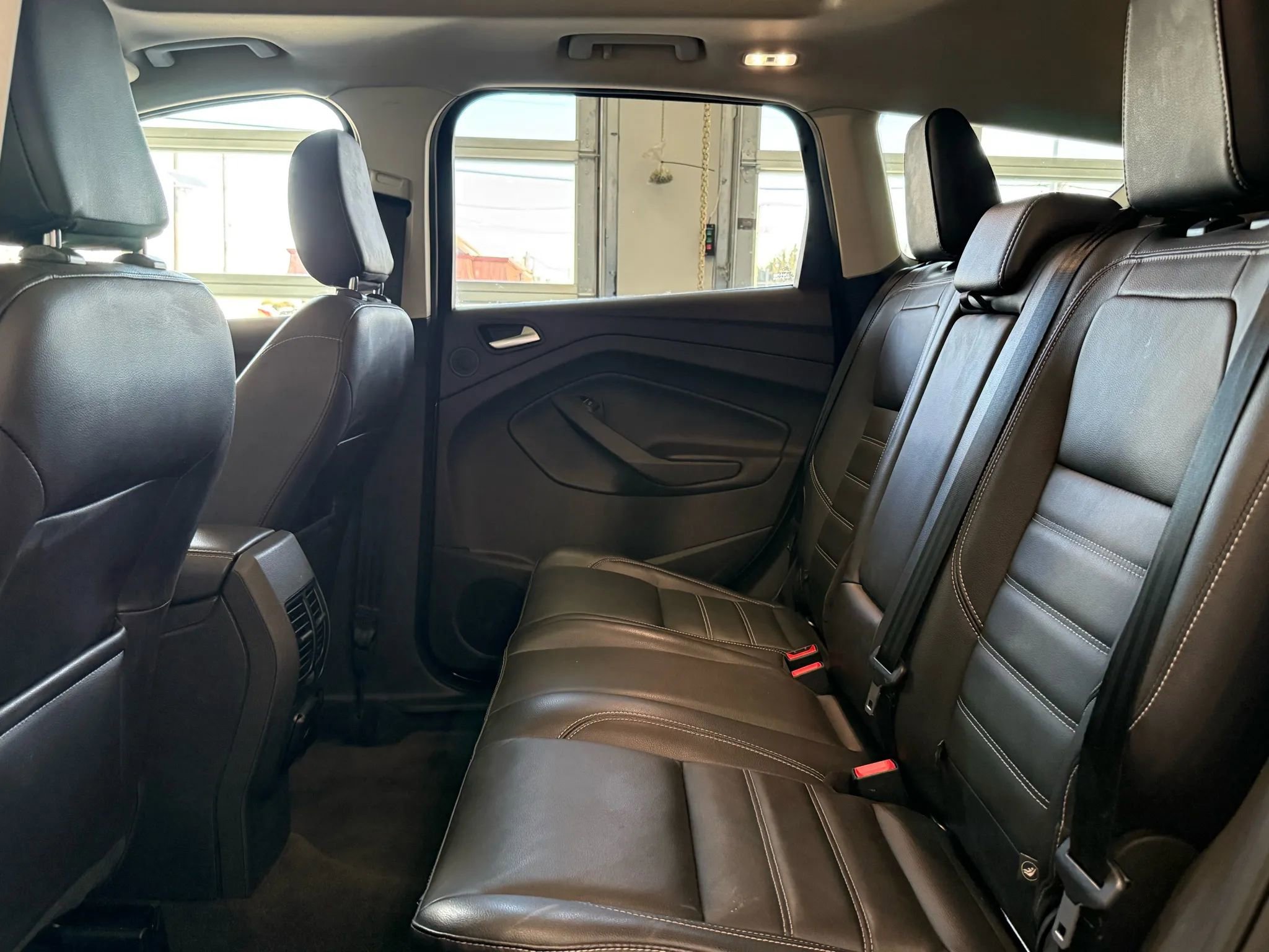 Used 2018 Ford Escape Titanium image 28