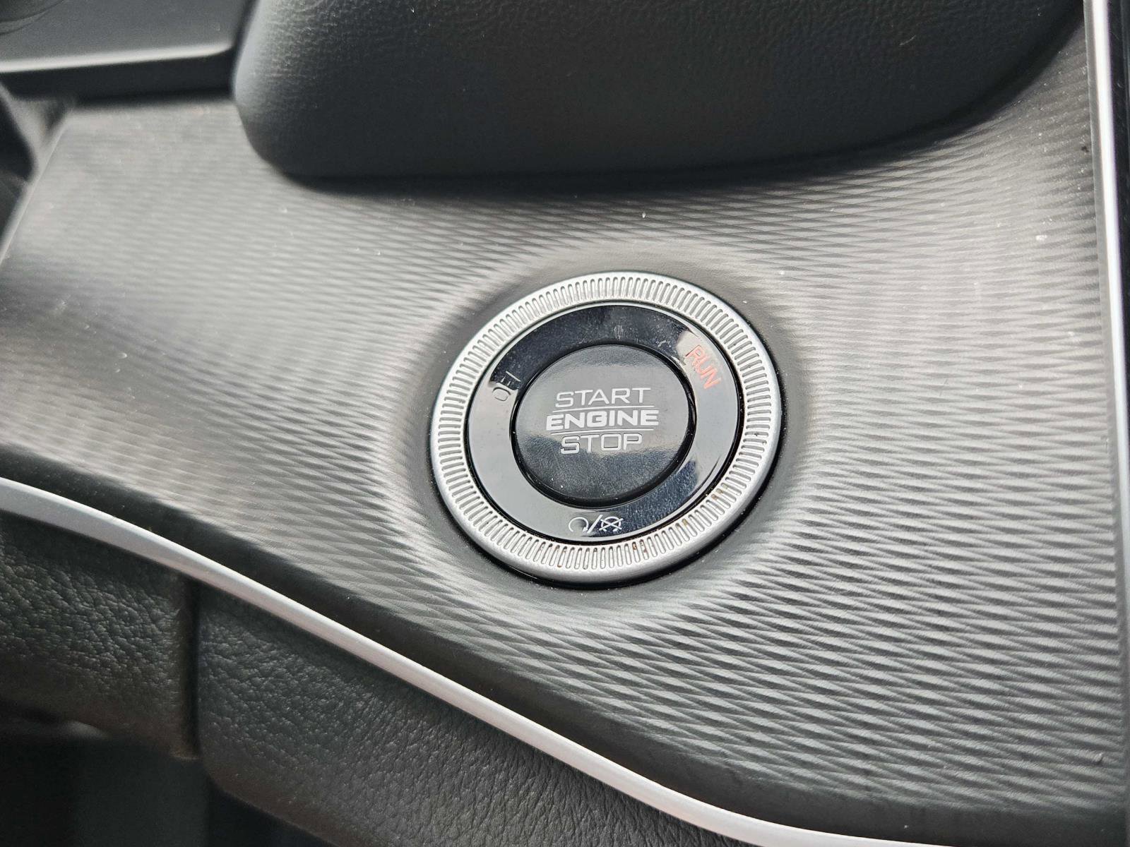 Used 2024 Jeep Grand Cherokee Altitude image 33