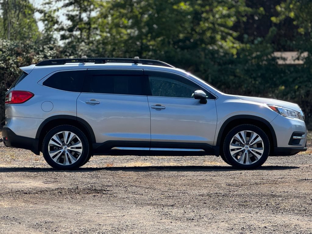 Used 2022 Subaru Ascent Limited w/ Technology Package AWD/4WD image 8