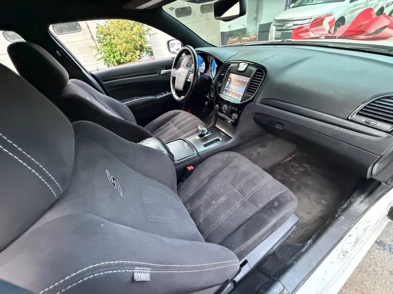 Used 2012 Chrysler 300 S RWD image 36