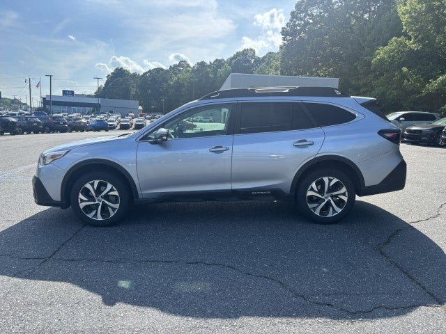Certified 2021 Subaru Outback Limited w/ Tech Package 3 AWD/4WD image 3