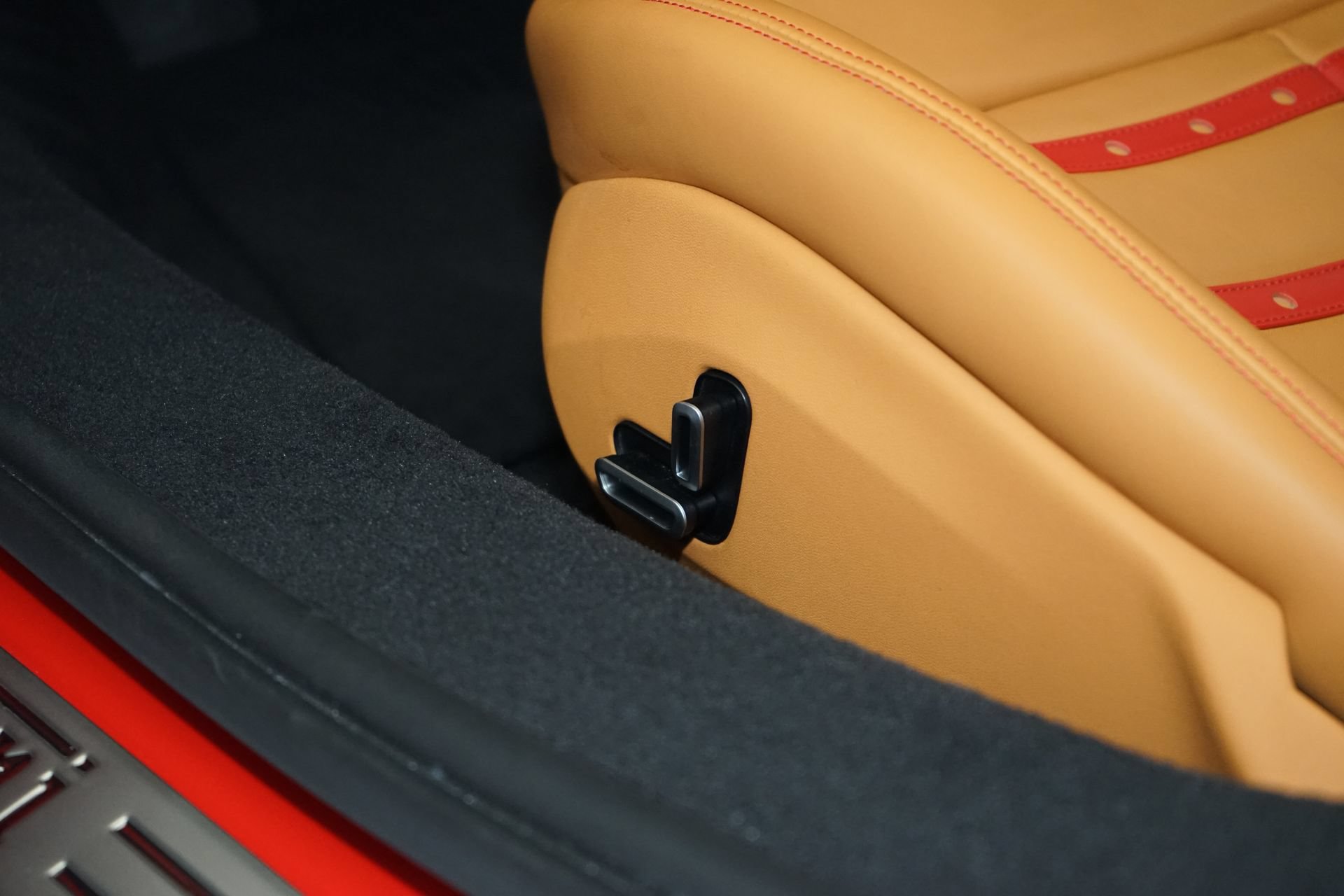 Used 2025 Ferrari 296 GTS RWD image 23