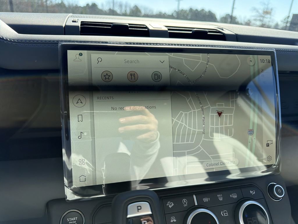 New 2026 Land Rover Defender 110 X-Dynamic SE image 25