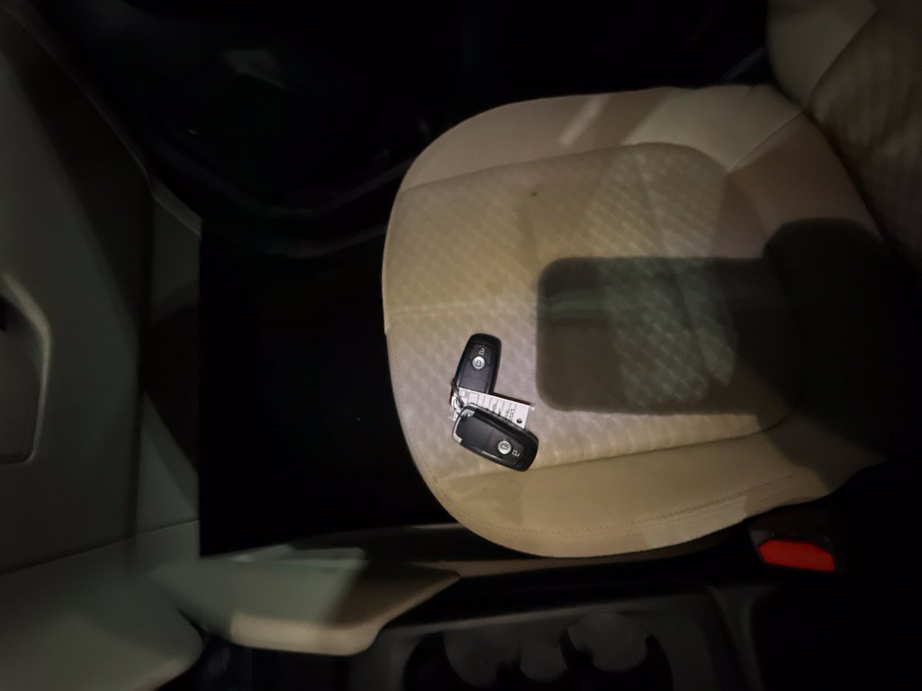 Used 2022 Ford Escape SE FWD image 18