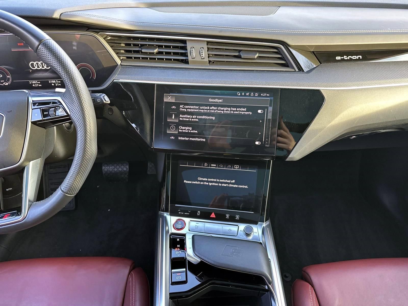 Used 2023 Audi e-tron S Premium Plus w/ Black Optic Package image 30