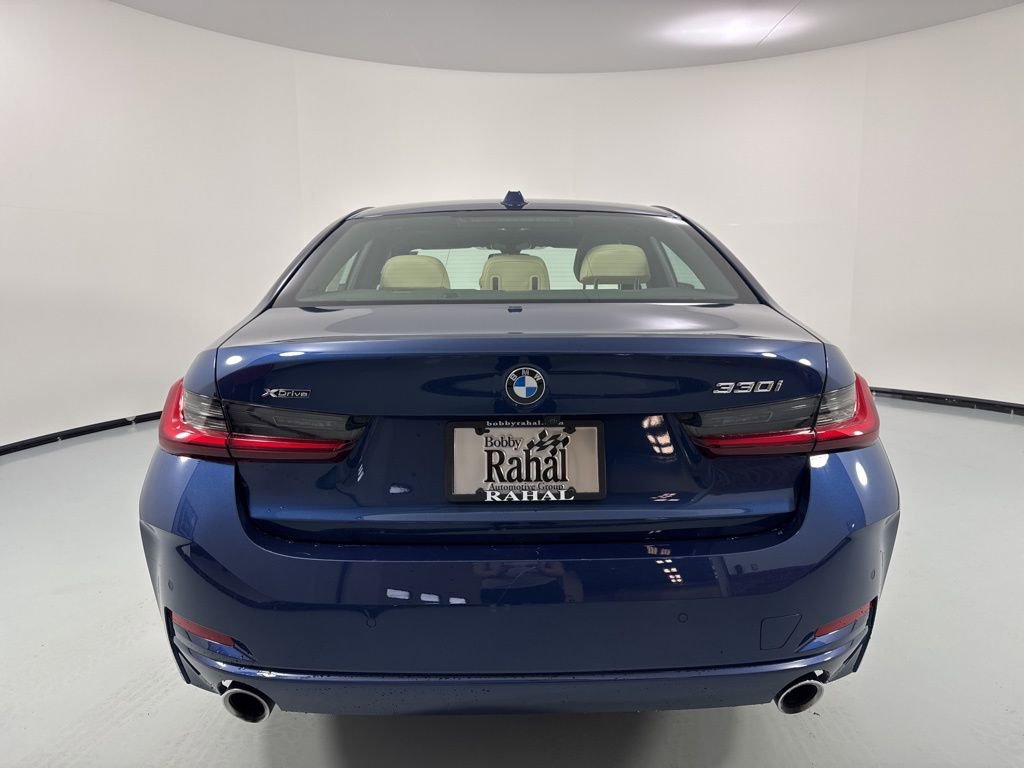 Certified 2024 BMW 330i xDrive Sedan w/ Convenience Package AWD/4WD image 6