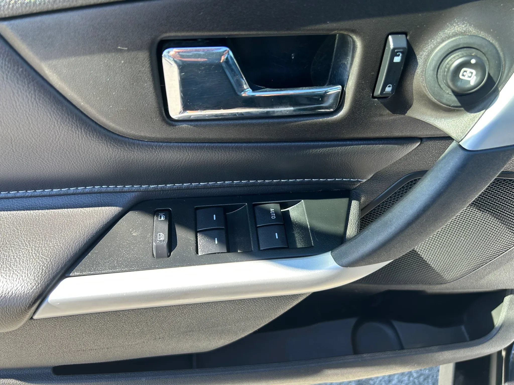 Used 2014 Ford Edge Sport AWD/4WD image 17