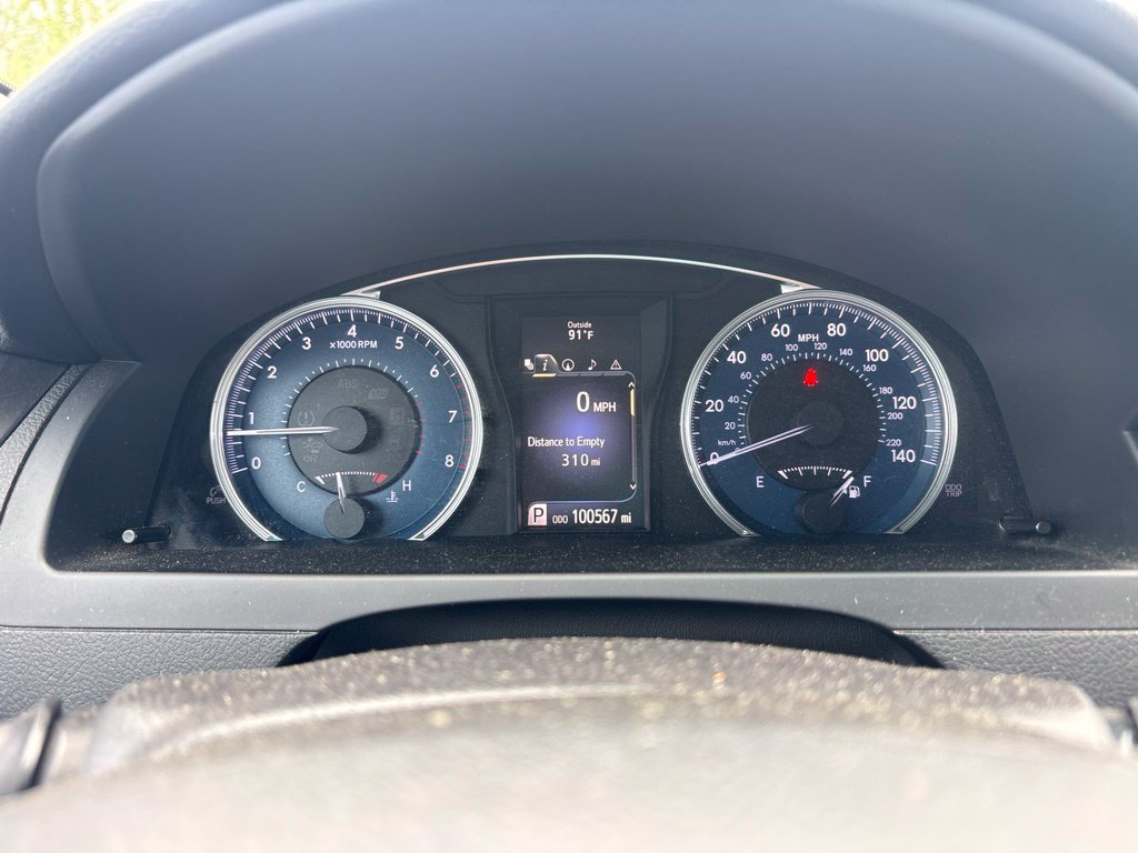 Used 2015 Toyota Camry LE w/ Moonroof Package FWD image 21