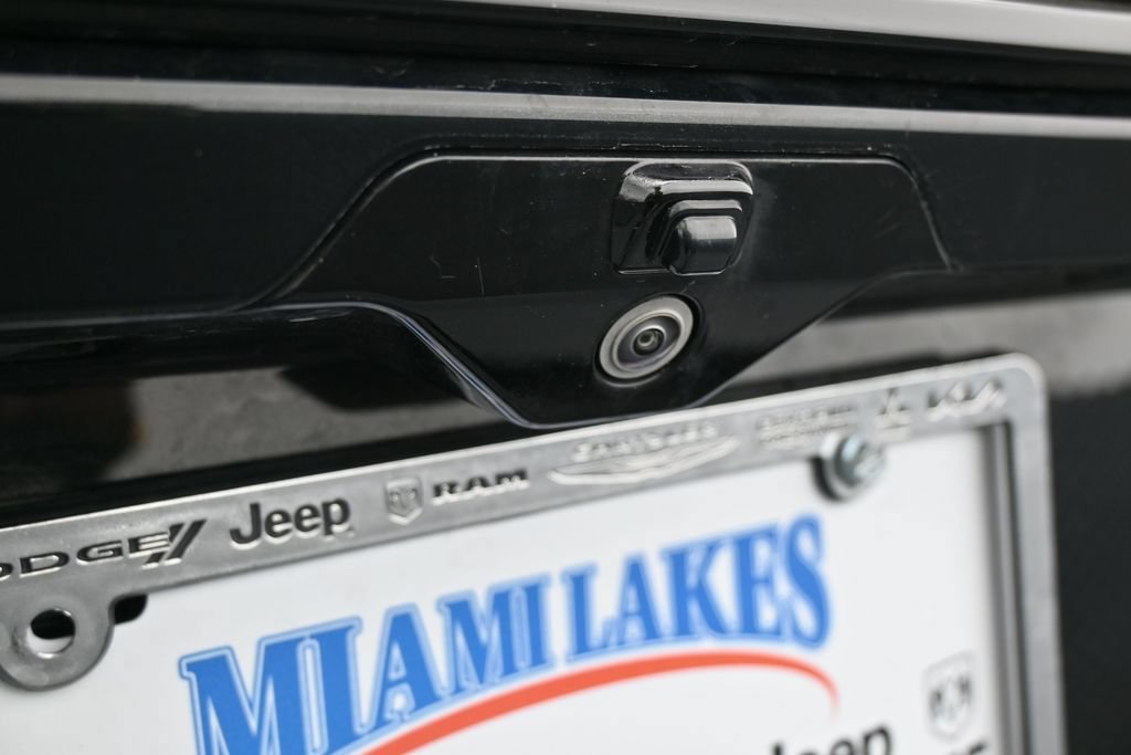 Used 2024 Jeep Grand Wagoneer L Series II w/ Quick Order Packagew 28T AWD/4WD image 38