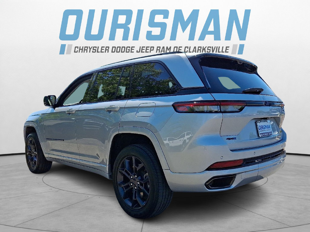 Used 2023 Jeep Grand Cherokee 30th Anniversary AWD/4WD image 4