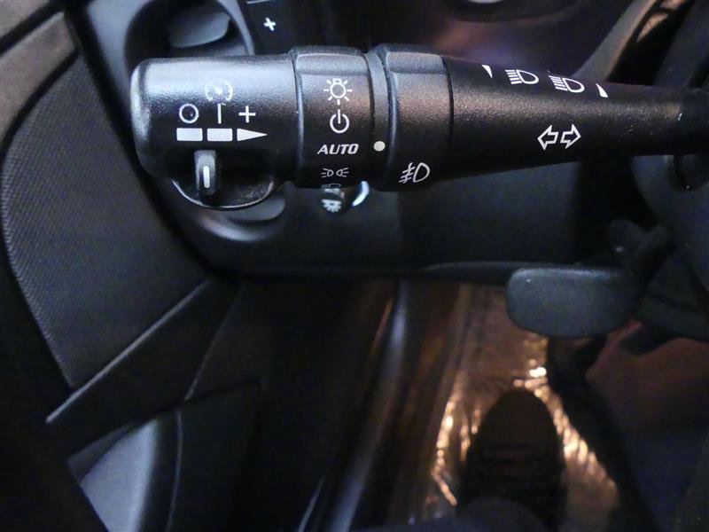 Used 2012 Chevrolet Corvette Grand Sport w/ 2LT Preferred Equipment Group image 18