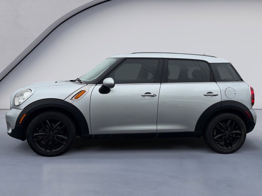 Used 2012 MINI Cooper Countryman image 2