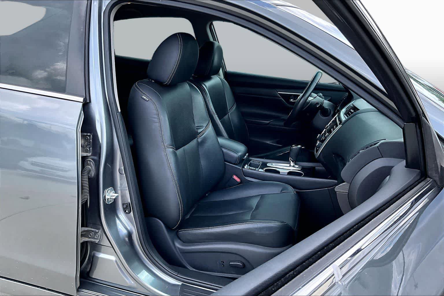 Used 2018 Nissan Altima 2.5 SL FWD image 9