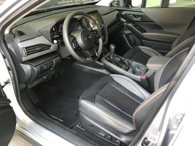 Certified 2024 Subaru Crosstrek 2.5i Limited w/ Crosstrek Mirror Package AWD/4WD image 5