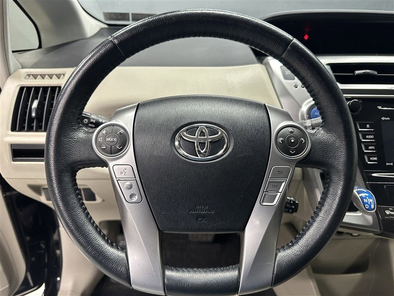 Used 2016 Toyota Prius V Four image 21