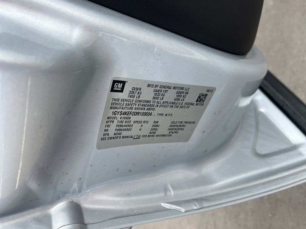 Used 2013 Cadillac Escalade ESV Platinum image 33