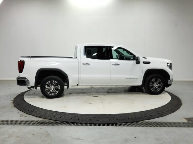 Used 2026 GMC Sierra 1500 SLT AWD/4WD image 9
