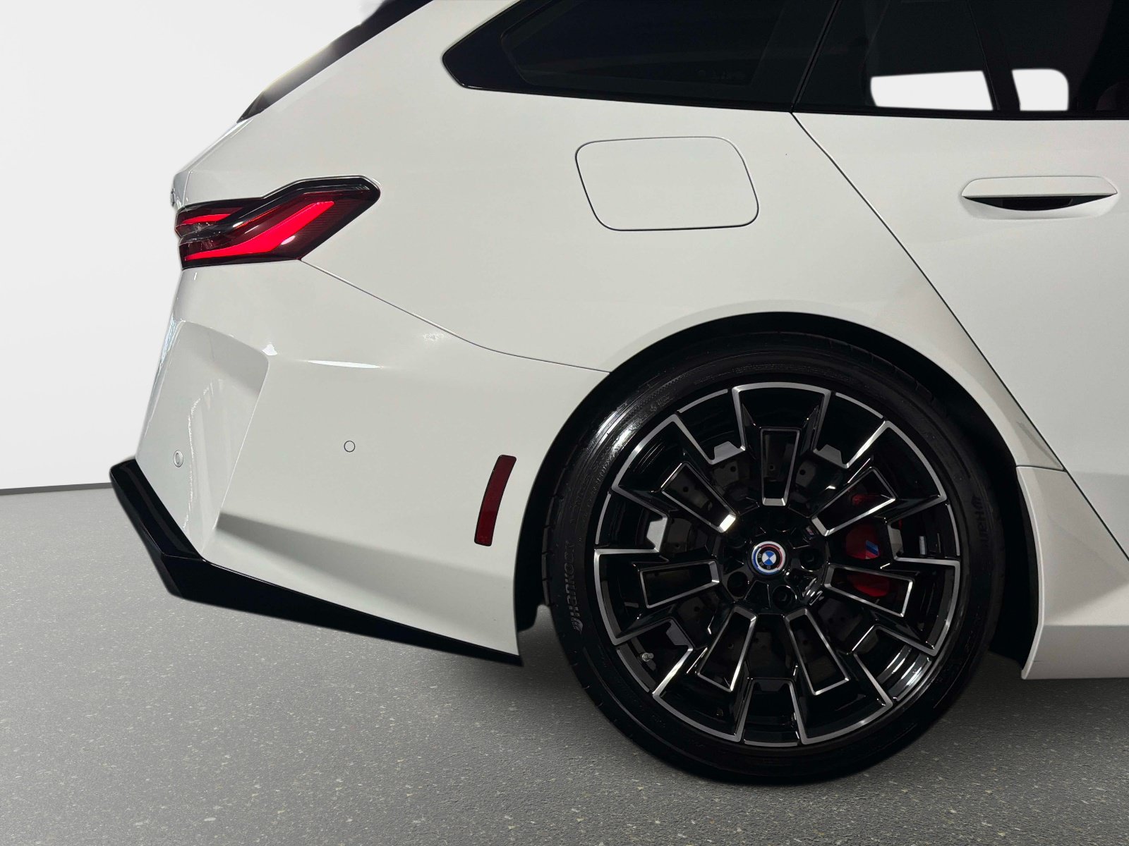 Used 2025 BMW M5 Touring AWD/4WD image 19